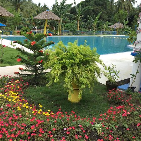 Sweetwater Resort Zamboanguita  Екстер'єр фото
