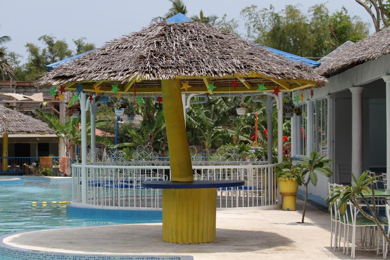 Sweetwater Resort Zamboanguita  Екстер'єр фото