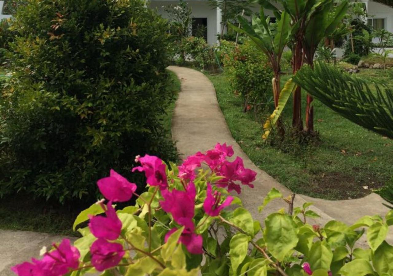 Sweetwater Resort Zamboanguita  Екстер'єр фото